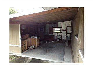 3rd image of 204 S Ulysses Dr