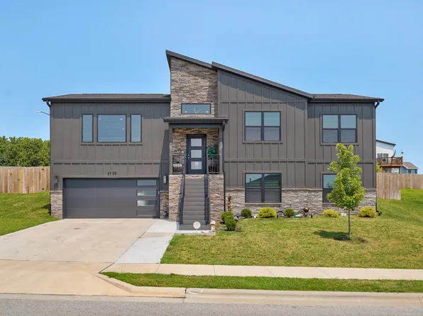2709 W Pigeon Drive, Ozark, MO 65721