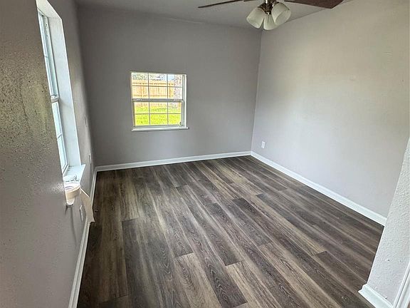 2nd image of 4412 Denmark St