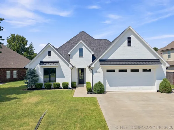 30733 E 65th St S, Broken Arrow, OK 74014