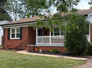 2927 Wicklow Pl, Charlotte, NC 28205
