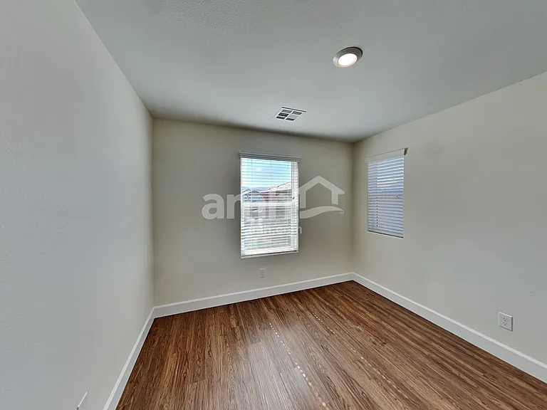 9259 Baylee Bay Ct — Photo 19