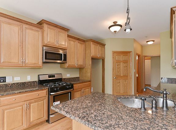 5th image of 20373 Mackinac Pointe Dr