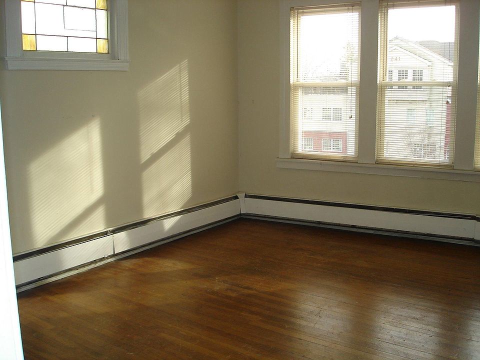 2nd image of 372 Prospect Ave #H