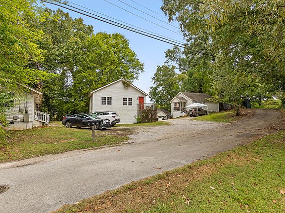 3rd image of 69 Windish Cir