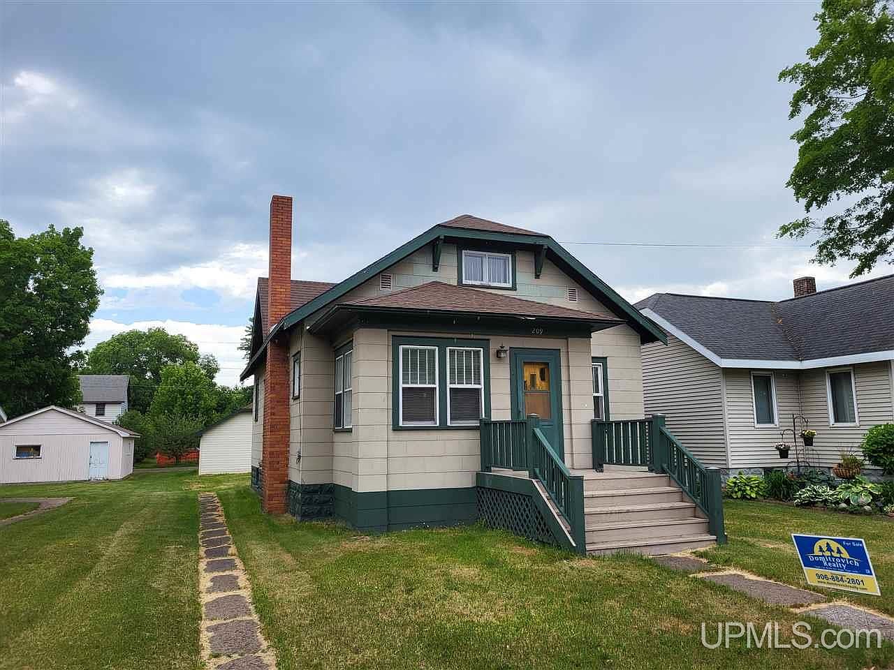 209 3rd St, Ontonagon Township, MI 49953 Zillow