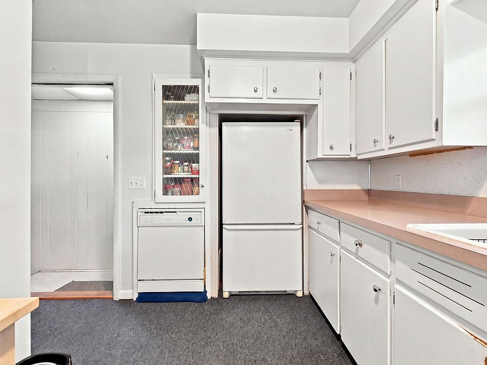 537 N Neeper St, photo 12