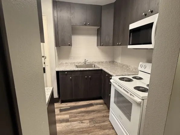 561 Franklin St #2, Eau Claire, WI 54703