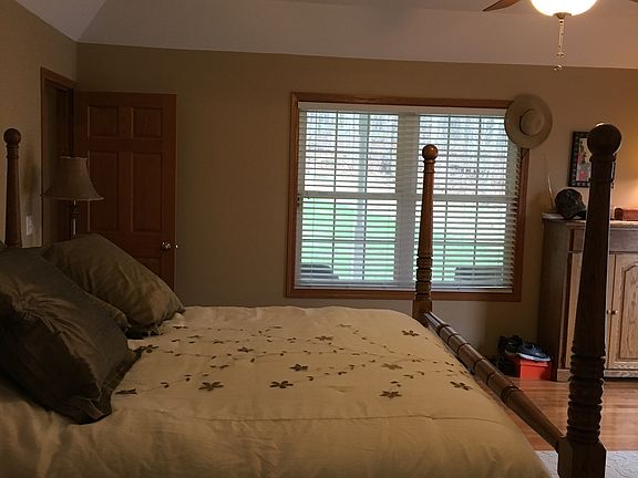 4th image of 3423 Pickett Park Hwy