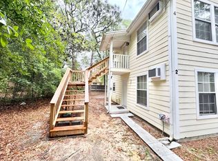 228 Chicago Ave APT 4, Valparaiso, FL 32580