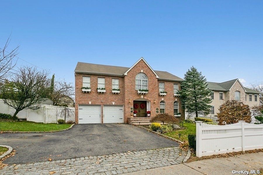 81 Hill Rd, Plainview, NY 11803 MLS 3450467 Zillow