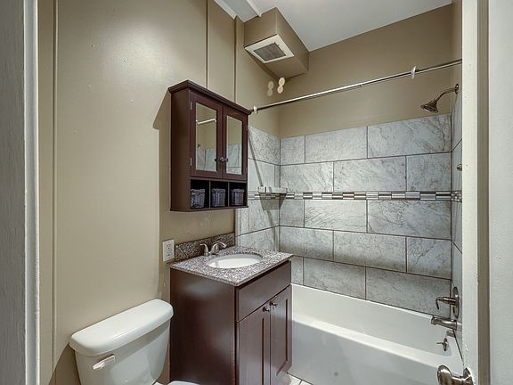 5th image of 1801 Green St #1R