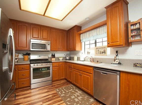 4th image of 2760 Gramercy Ave APT F