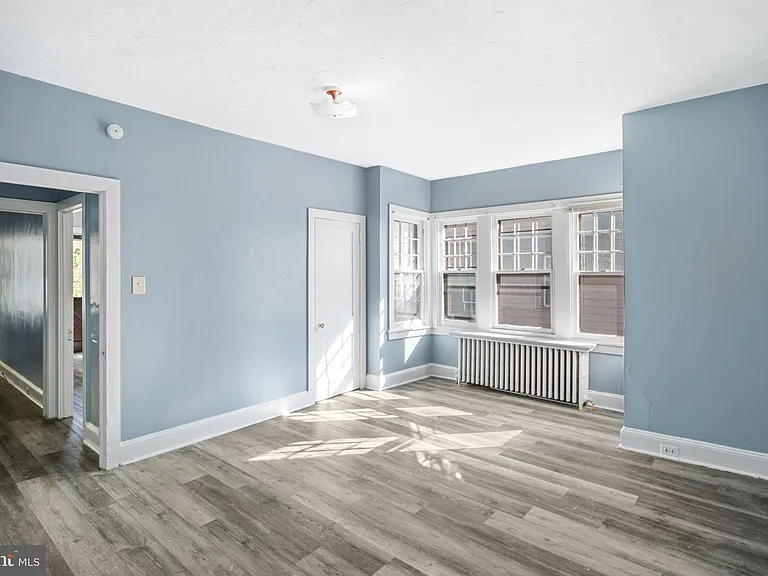 216 Penn Blvd — Photo 4