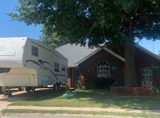 1405 Abraham Dr, Siloam Springs, AR 72761