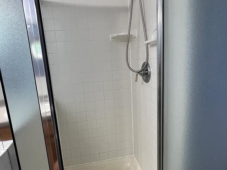 2409 Marilyn Dr — Photo 10