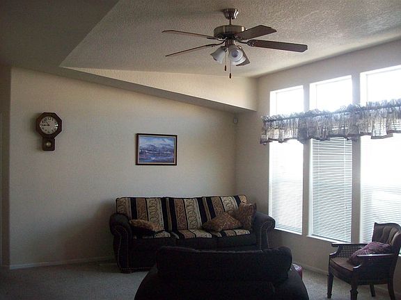 2nd image of 10211 S Summer Ave
