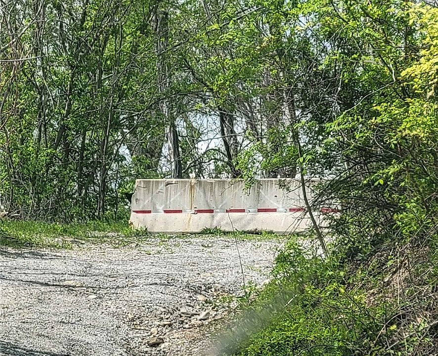 2nd image of 70471 Mount Pleasant Pike