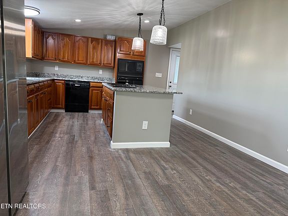 5th image of 33633 Pond Creek Rd