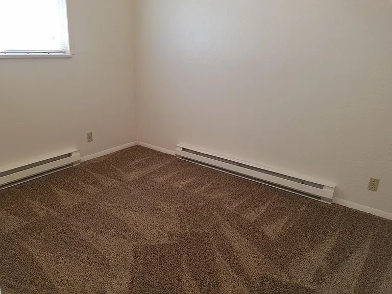 927 Cortez Ct — Photo 15