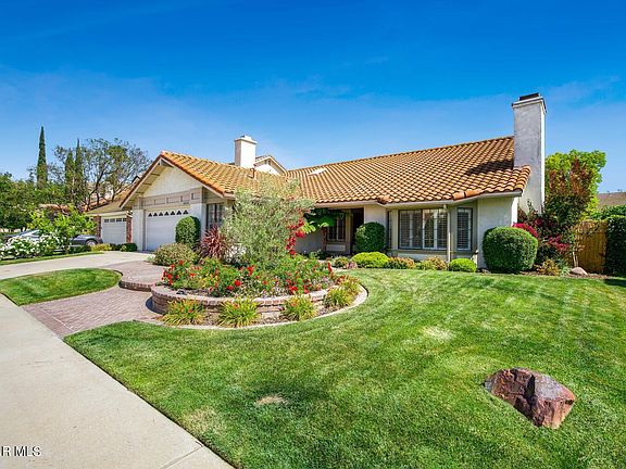 2nd image of 29034 Hollow Oak Ct