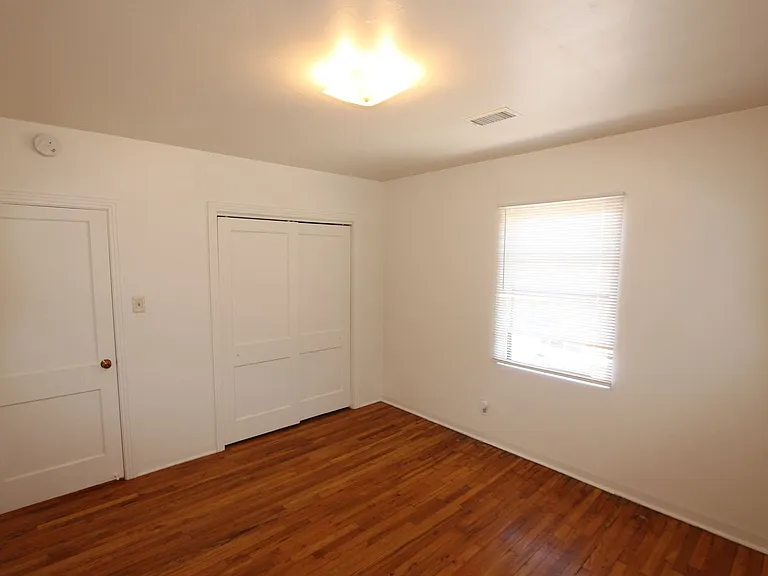 324 N San Francisco St — Photo 25