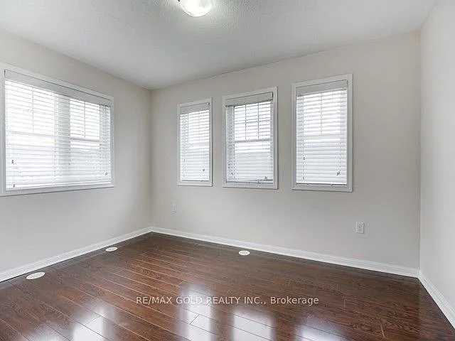 19 Portsdown Rd — Photo 11