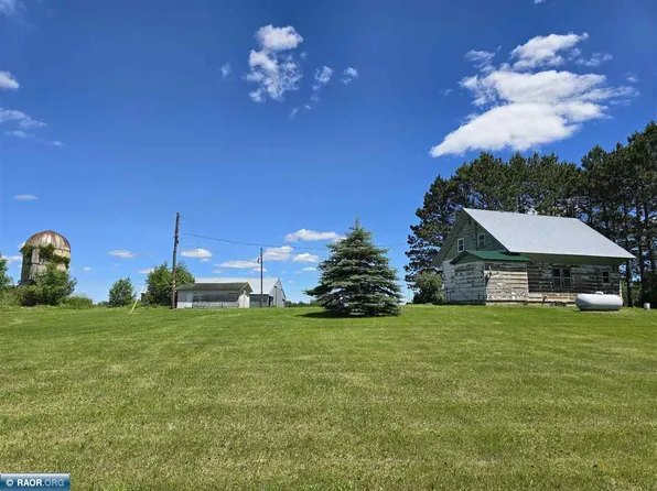 36041 Hanson Lake Rd, Grand Rapids, MN 55744