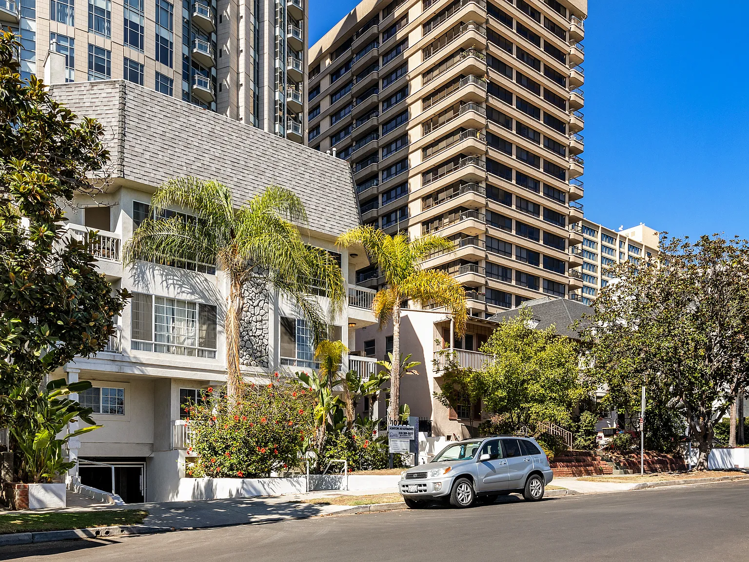 10777 Ashton — Photo 1