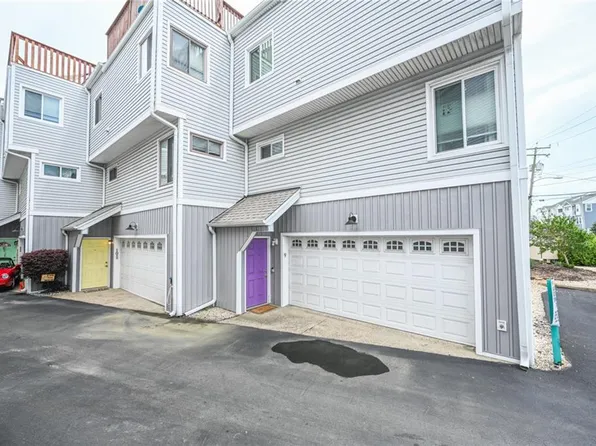 910 E Ocean View Ave APT 9, Norfolk, VA 23503