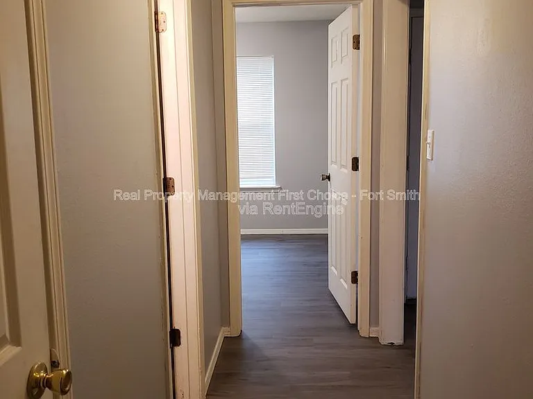 1312 N 25th St — Photo 15