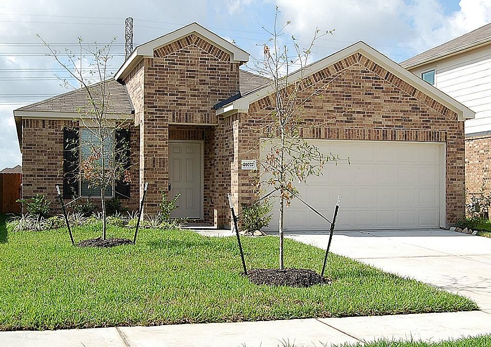 1st image of 20027 Linden Spruce Ln