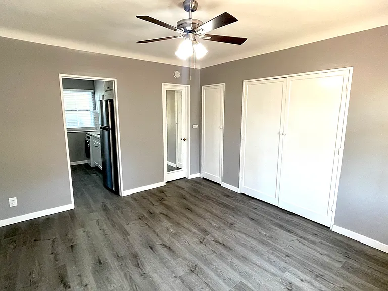 828 Linden Ave #3 — Photo 5