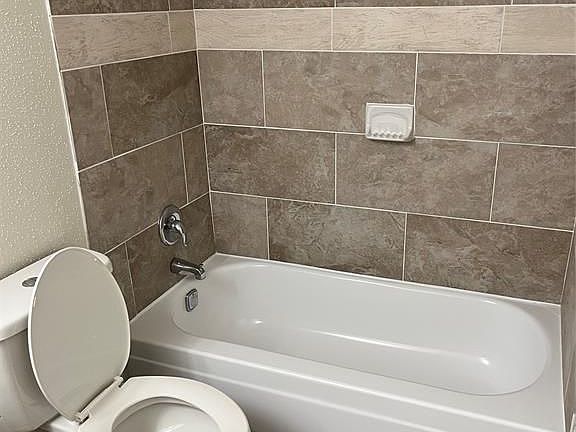 3rd image of 2832 S Bartell Dr APT D9