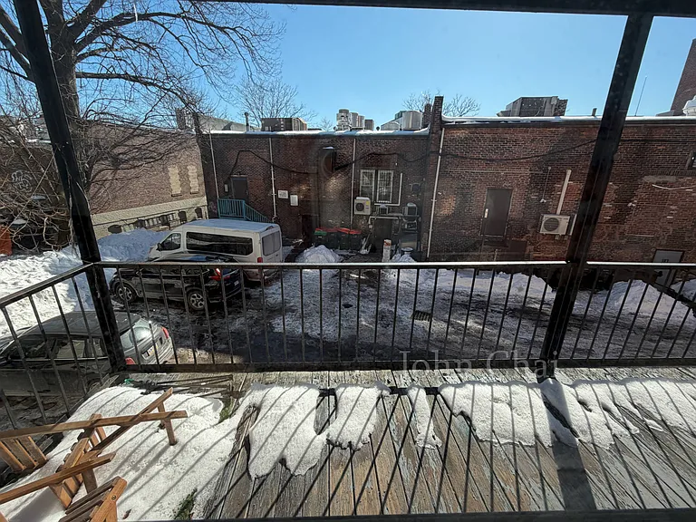 15 Gardner St #3 — Photo 8