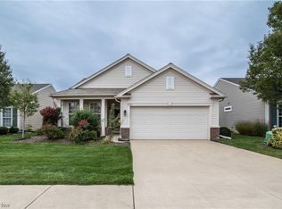9326 Grist Mill Dr, North Ridgeville, OH 44039
