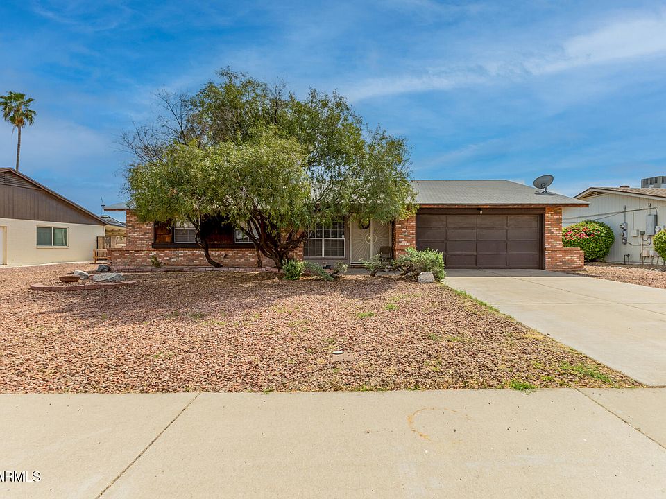 1st image of 10513 W DIANA Avenue