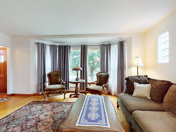 4th image of 8141 N Ozanam Ave