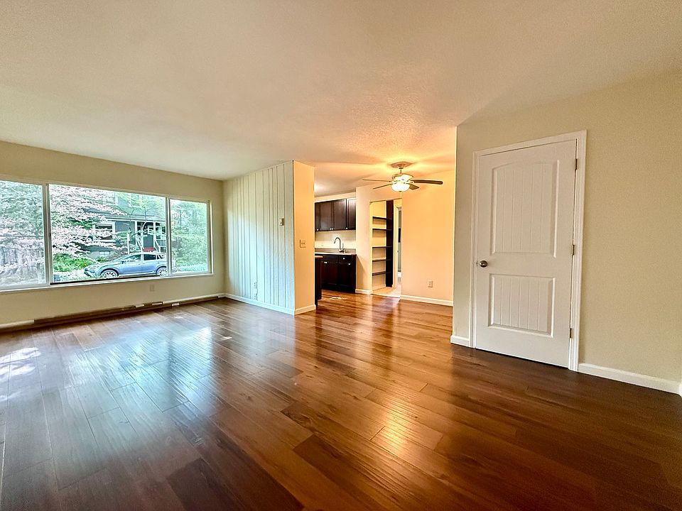 1st image of 1626-1646 SE Ash St #1644