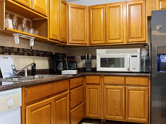 4th image of 7501 NW 16th Street #3208