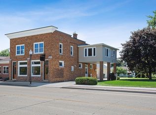 511 W Main St, Hilbert, WI 54129