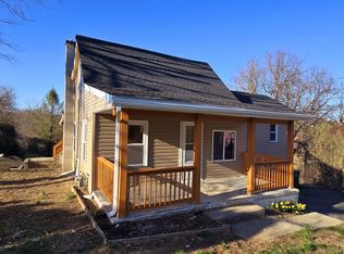 3810 Golfview Dr, Mechanicsburg, PA 17050