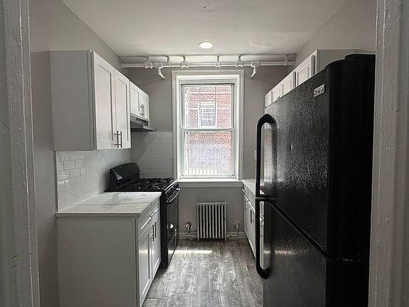 5th image of 66 Melmore Gdns #B-01