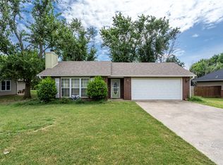 108 Greenwood, Siloam Springs, AR 72761