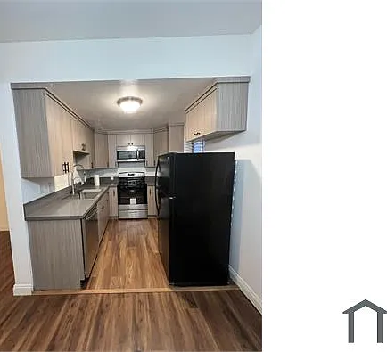 14655 Vanowen St #3 — Photo 10
