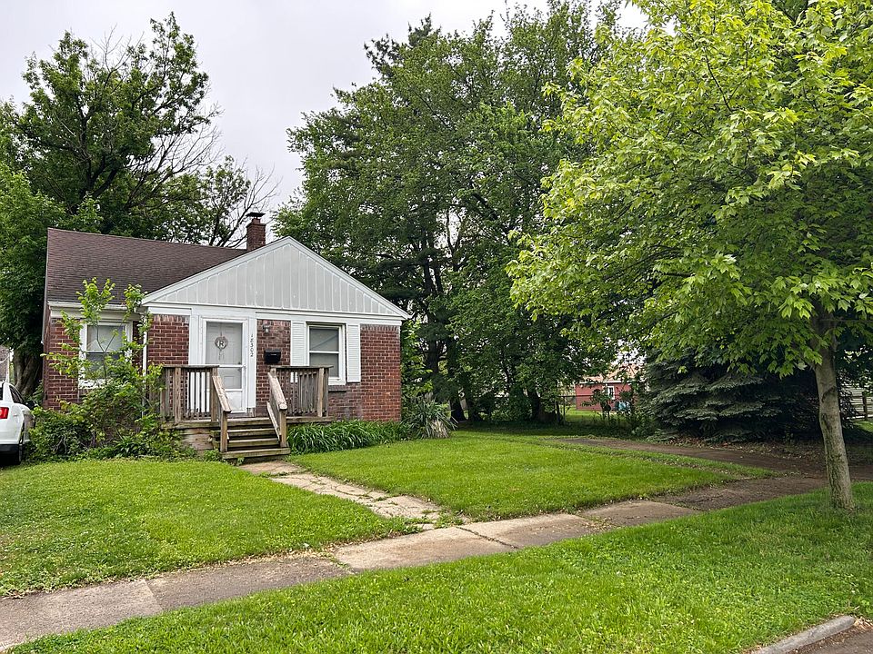 1st image of 18302 Wood St