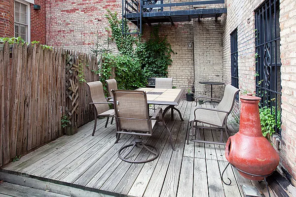 Sold by Marc Meir, LREB | media 23