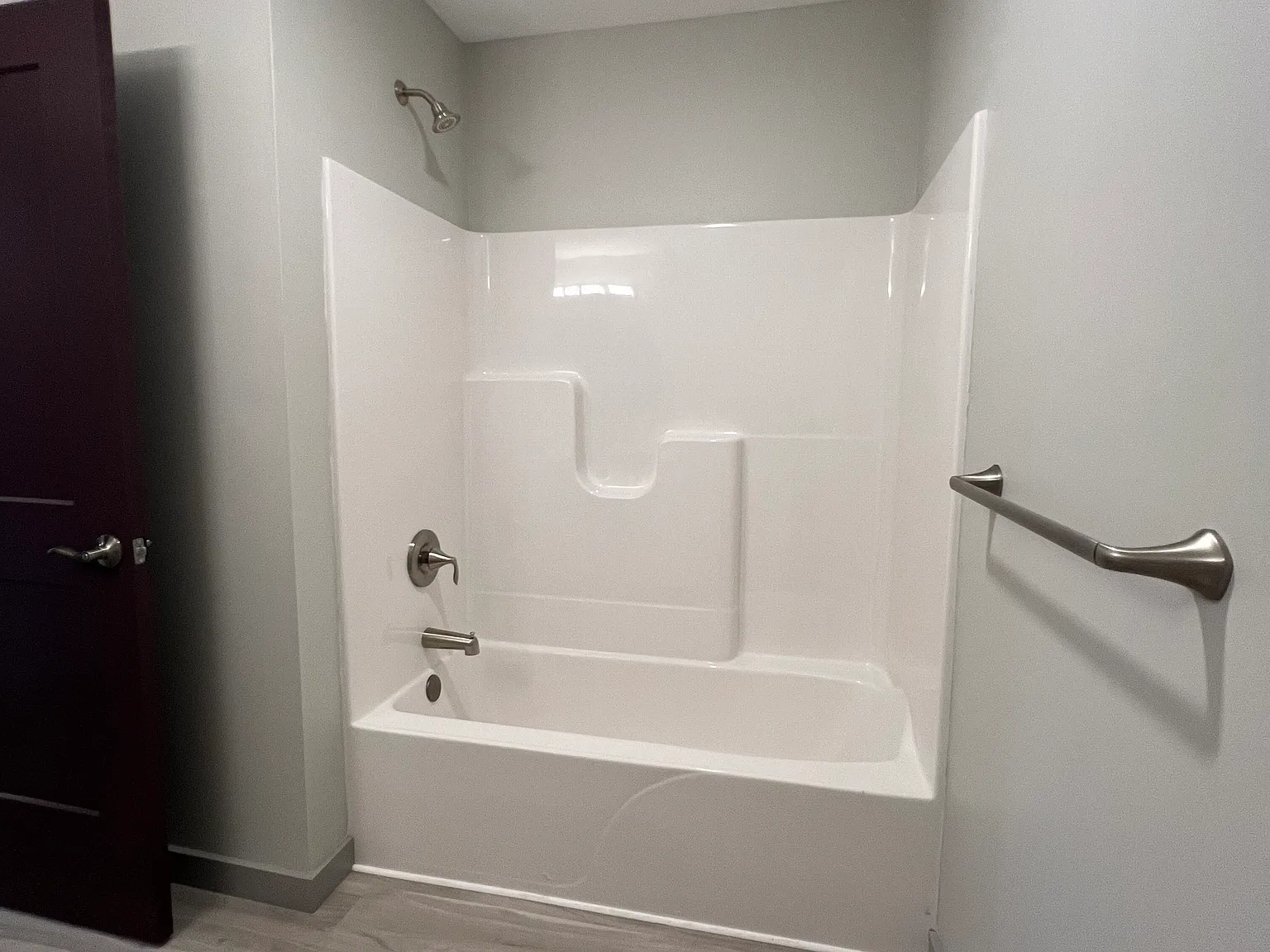 3 bed, 1037 sqft, $2,995 — Photo 4