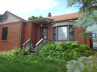 692 W Oakton St, Des Plaines, IL 60018