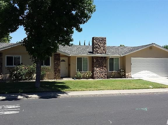 2nd image of 1601 Dorset Ln